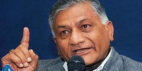 ''ராணுவத்தை 'மோடியின் படை' என்று கூறுபவர்கள் நாட்டின் துரோகிகள்'' - கொந்தளித்த மத்திய அமைச்சர் வி.கே.சிங் 