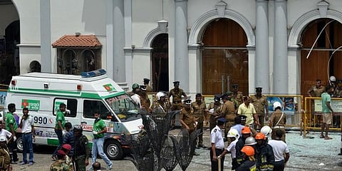 இலங்கையில் 8வது குண்டு வெடித்தது : அச்சத்தில் உறைந்த மக்கள்