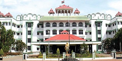 எரிவாயு குழாய் அமைக்கும் மத்திய அரசின் ஆணைக்கு இடைக்காலத் தடை 