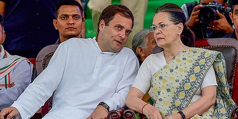 மோடி பதவியேற்பு விழாவில் சோனியா மற்றும் ராகுல் பங்கேற்பு