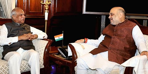 உள்துறை அமைச்சர் அமித் ஷா - ஆளுநர் பன்வாரிலா‌ல் சந்‌திப்பு