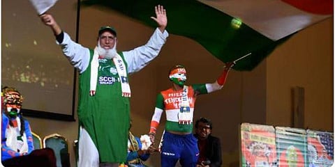 இந்தியா-பாகிஸ்தான் அனல் பறக்கும் ஆட்டம்..! #LiveUpdate