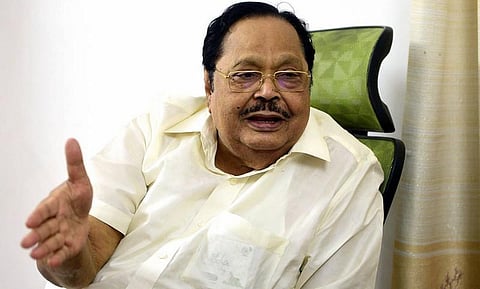 “ஜோலார்பேட்டையில் இருந்து ரயிலில் நீர் எடுத்துச் சென்றால் போராட்டம்”- துரைமுருகன்