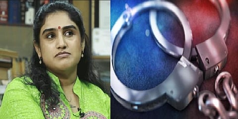 பிக்பாஸ் வீட்டில் வனிதா: கடத்தல் புகாரில் கைது செய்ய தீவிரம் காட்டும் தெலங்கானா போலீஸ்!