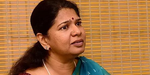 “தமிழக அரசுப் பேருந்துகளில் தமிழுக்கு இடமில்லை” - கனிமொழி