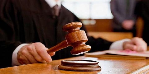 விஷம் அருந்துவது போல் வீடியோ வெளியிட்ட பெண் - வித்தியாசமான தண்டனை வழங்கிய நீதிமன்றம் 