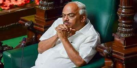 நம்பிக்கை வாக்கெடுப்பை இன்றே நடத்துக - கர்நாடக சபாநாயகருக்கு ஆளுநர் அறிவுறுத்தல் 