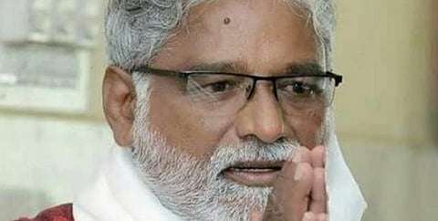 கர்நாடக நம்பிக்கை வாக்கெடுப்பில் பங்கெடுக்காத எம்.எல்.ஏவை நீக்கினார் மாயாவதி