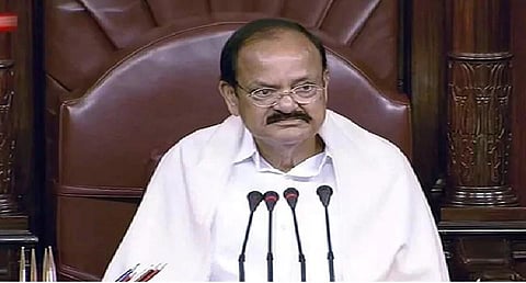 அவசரமாக நிறைவேற்றப்படும் மசோதாக்களை எதிர்த்து எதிர்க்கட்சிகள் கடிதம் 