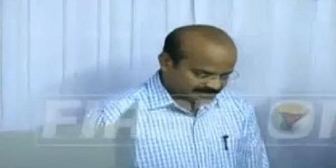  “மக்கள் சுதந்திரமாகவும் நேர்மையாகவும் வாக்களிக்க வேண்டும்” - வேலூர் மாவட்ட ஆட்சியர் 