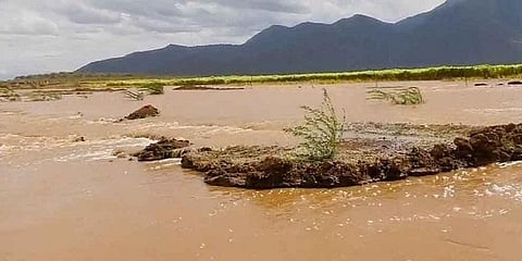 மாயாற்றில் கடும் வெள்ளப்பெருக்கு - கிராமங்களை விட்டு வெளியேற முடியாமல் தவிக்கும் மக்கள்
