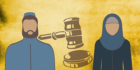 நீதிமன்ற வளாகத்திலேயே மனைவிக்கு முத்தலாக் சொன்ன கணவன்