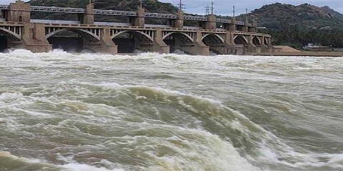 மேட்டூர் அணைக்கு விநாடிக்கு 2 லட்சம் கனஅடி காவிரி நீர் - ஜல்சக்தி எச்சரிக்கை 
