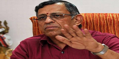 “பெண்மையை நாம் இழந்து வருகிறோம்”-  குருமூர்த்தி 