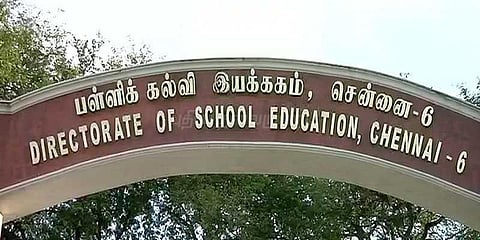 ‘தற்காலிக ஆசிரியர்களாக 2449 பேர் நியமனம்’ - பள்ளிக் கல்வித்துறை 