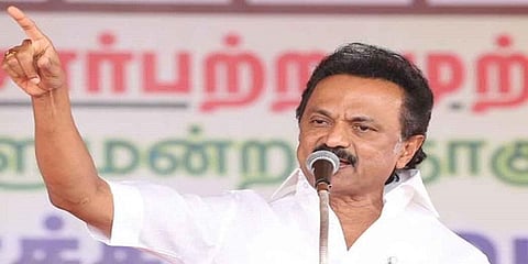 மாணவர்களின் கல்விக் கனவை சீரழிக்க வேண்டாம் - ஸ்டாலின்