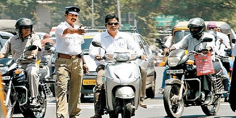 காலாவதியான ஓட்டுநர் உரிமத்தை புதுப்பிக்க கால அவகாசம் குறைப்பு 