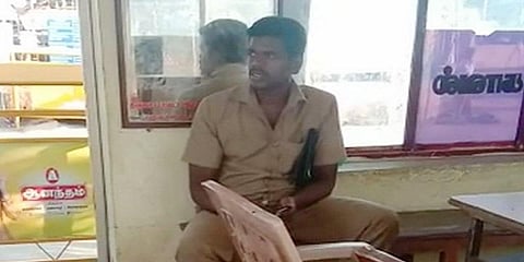 ஓடும் பேருந்தில் இளம்பெண்ணுக்கு பாலியல் தொல்லை - நடத்து‌நர் மீது  புகார் 