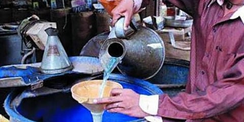 இனி ரேஷன் கடைகளில் மண்ணெண்ணெய் வாங்க புதிய கெடுபிடி