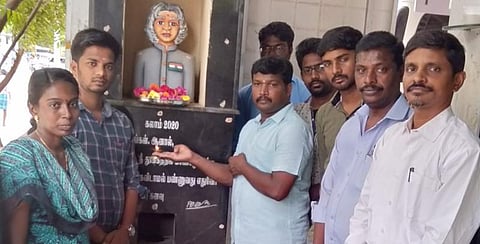 அப்துல்கலாம்தான் முன்மாதிரி  : கலாமுக்கு கோயில் கட்டி வழிபடும் இளைஞர்!
