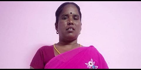 காலை வாரிவிட்டு திருடனை மடக்கிப் பிடித்த பெண் - போலீஸ் பாராட்டு 