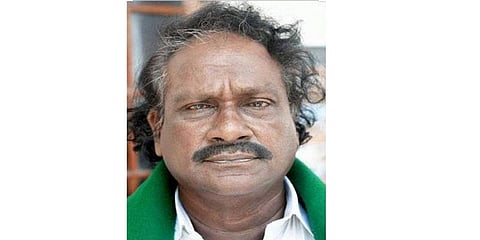 விஷவண்டு தாக்கி அதிமுக முன்னாள் எம்.எல்.ஏ உயிரிழப்பு 