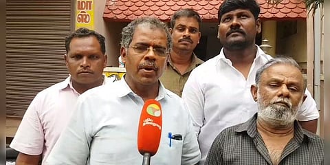  “எங்கள் மகள் வைத்த மரங்கள் இருக்கின்றன.. மகள்தான் உயிருடன் இல்லை” -  டெங்குவால் வந்த சோகம்