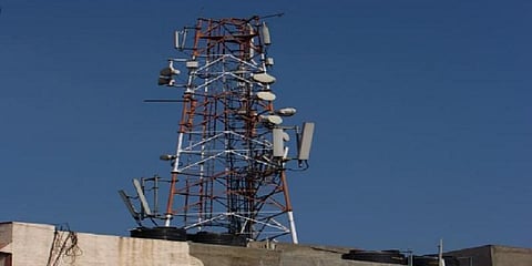 ‘வீட்டு மாடியில் டவர்.. முன்பணம் 30 லட்சம்.. மாத வாடகை ரூ29,500’ - ஆசை வார்த்தைக்கு மயங்கி பணத்தை இழந்த நபர் 