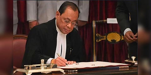 பாபர் மசூதி இடிக்கப்பட்டது சட்ட விரோதம் -  தலைமை நீதிபதி ரஞ்சன் கோகாய்