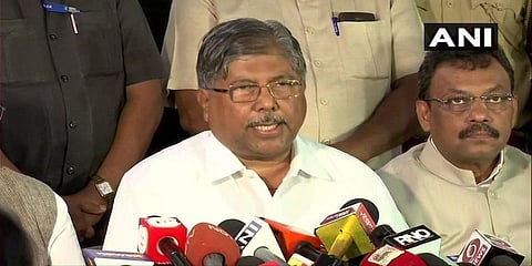 மகாராஷ்டிராவில் ஆட்சியமைக்கப் போவதில்லை- மாநில பாஜக அறிவிப்பு