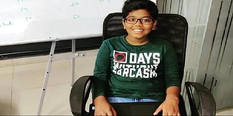 7-ஆம் வகுப்பு படிக்கும் போதே  “டேட்டா சயின்டிஸ்ட்” பணி - அசத்திய மாணவன்