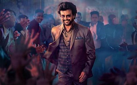 "வாழவைக்கும் தெய்வங்களான ரசிகப் பெருமக்களுக்கு நன்றி"- ரஜினிகாந்த்
