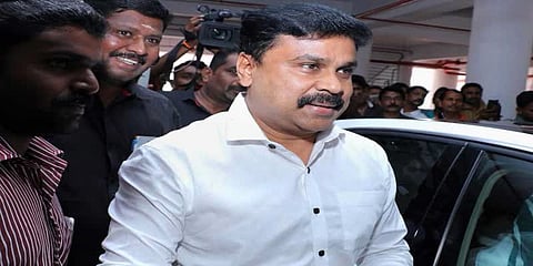 கேரள நடிகை பாலியல் வன்கொடுமை வழக்கு: வீடியோ காட்சிகளை பார்வையிட்ட திலீப்