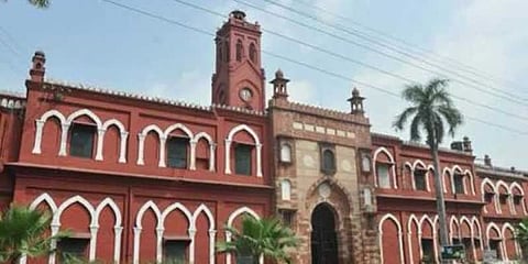 அலிகார் முஸ்லிம் பல்கலை. மாணவர்கள் 10 ஆயிரம் பேர் மீது வழக்கு