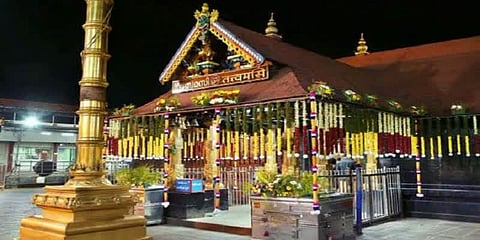 மகர விளக்கு பூஜைகளுக்காக சபரிமலை கோயில் நடை திறப்பு