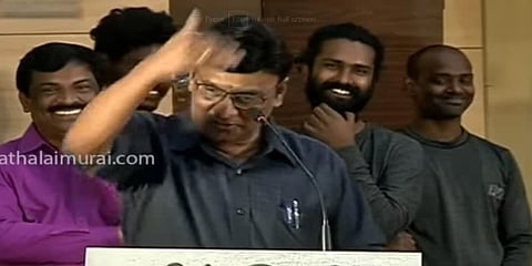 ‌''அடுத்தவர்களின் கதைகளை திருடி‌ படம் எடுத்தால் ஒத்துக்கொள்வதில்லை'' - பாக்யராஜ்