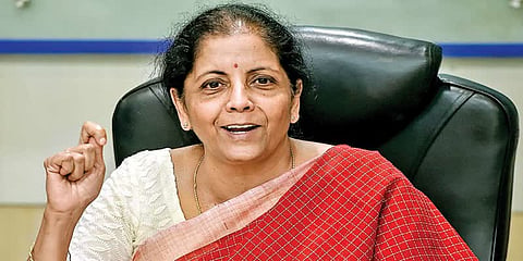 "வெளிநாடு வாழ் இந்தியர்களின் இந்திய முதலீட்டிற்கு வருமானவரி உண்டு" நிர்மலா சீதாராமன்