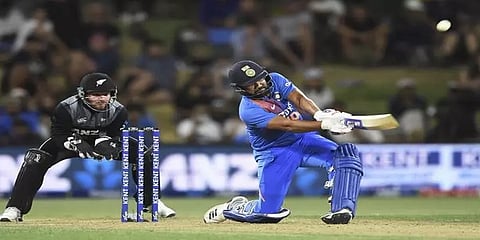 “கேலரியை தாண்டி அடிப்பது மட்டுமே சிக்ஸர் அல்ல” -  ரோகித் சர்மா