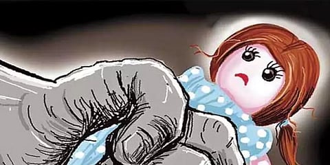 உறவினர்களே பாலியல் துன்புறுத்தல் செய்த கொடூரம்: பரிதாபமாக மரணமடைந்த சிறுமி !