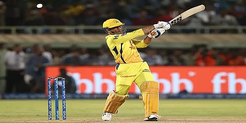 தோனி எப்போது சென்னை வருகிறார் ? வெளியானது தகவல்