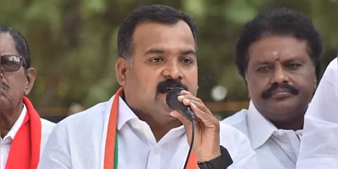 ‘அடிக்கல் நாட்டு விழாவிற்கு அழைப்பு இல்லை’ - விருதுநகர் எம்பி குற்றச்சாட்டு