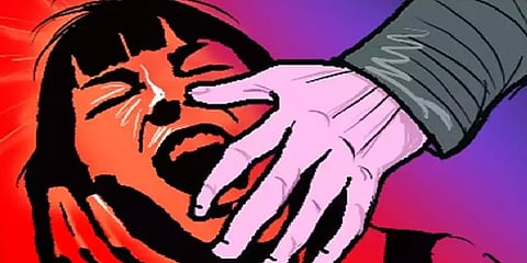 சென்னையில் காதலிக்க மறுத்த சிறு‌‌மியின் கழுத்தை அறுத்த இளைஞர்