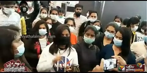 தாயகம் திரும்ப முடியாமல் மலேசியாவில் தவித்து வரும் 200 இந்திய மாணவர்கள்..!