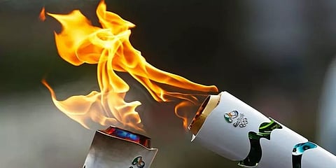 கொரோனா அச்சத்திலும் டோக்கியோ நகர் வந்தது ஒலிம்பிக் ஜோதி..!