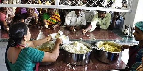 சென்னையில் நாளை வழக்கம்போல் அம்மா உணவகங்கள் செயல்படும் என அறிவிப்பு