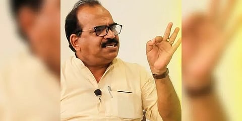 நாஞ்சில் சம்பத்தை ஆஜராகுமாறு புதுச்சேரி  போலீசார் துன்புறுத்தக் கூடாது: உயர்நீதிமன்றம்