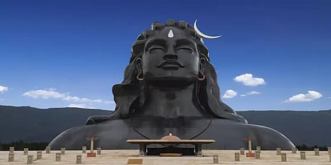 வதந்தி பரப்புவோர் மீது நடவடிக்கை எடுக்க வேண்டும் : ஈஷா யோகா வலியுறுத்தல்