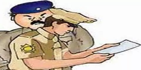 செவிலியரை செருப்பால் அடிக்க முயன்ற தொழிலதிபர்? வழக்குப்பதிவு செய்ய மறுக்கும் காவல்துறை?