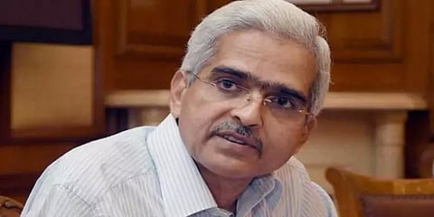 வங்கிகளில் போதிய அளவில் பணம் இருக்க நடவடிக்கை:  ரிசர்வ் வங்கி ஆளுநர் பேட்டி