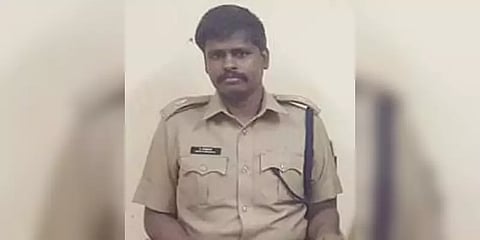 ஊரடங்கு பாதுகாப்பு பணியில் இருந்த பெண்களிடம் ஆபாசமாக நடந்துகொண்டதாக எஸ்.பி பணியிடைநீக்கம்